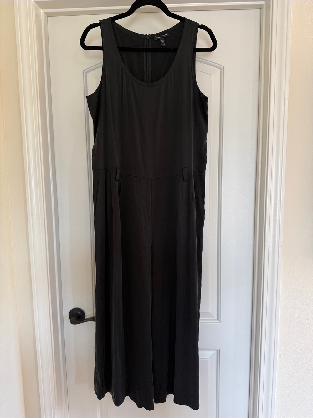 Eileen Fisher Elegant Silk Sleeveless Black Jumpsuit